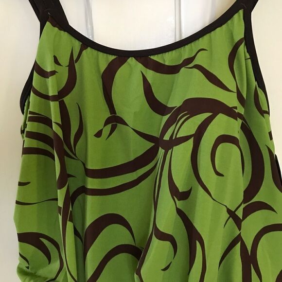 Mainstream Full Coverage One Piece Swimsuit - Picture 5 of 11